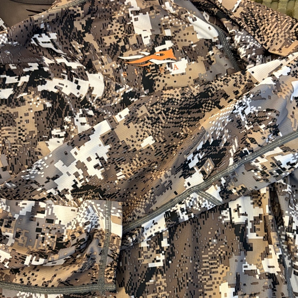 Sitka Camo Performance Top long sleeve - Picture 3 of 3
